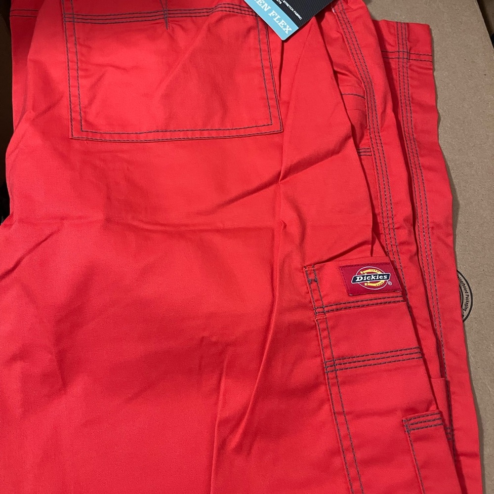 Dickies Scrub Set - Picture 4 of 5